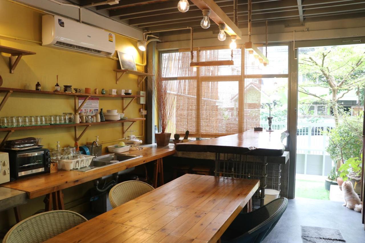 Nesuto Hostel Ramkamhaeng 52 Банкок Екстериор снимка