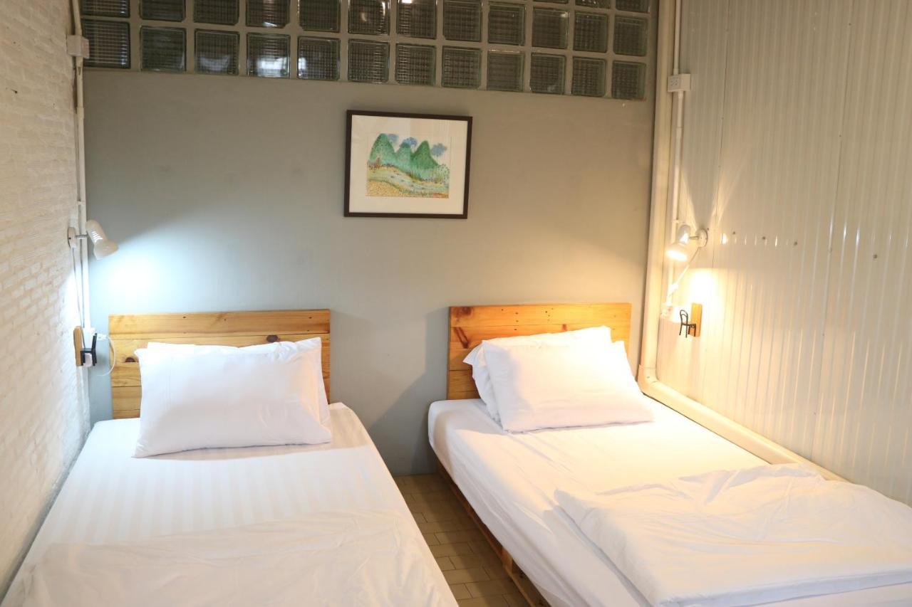 Nesuto Hostel Ramkamhaeng 52 Банкок Екстериор снимка