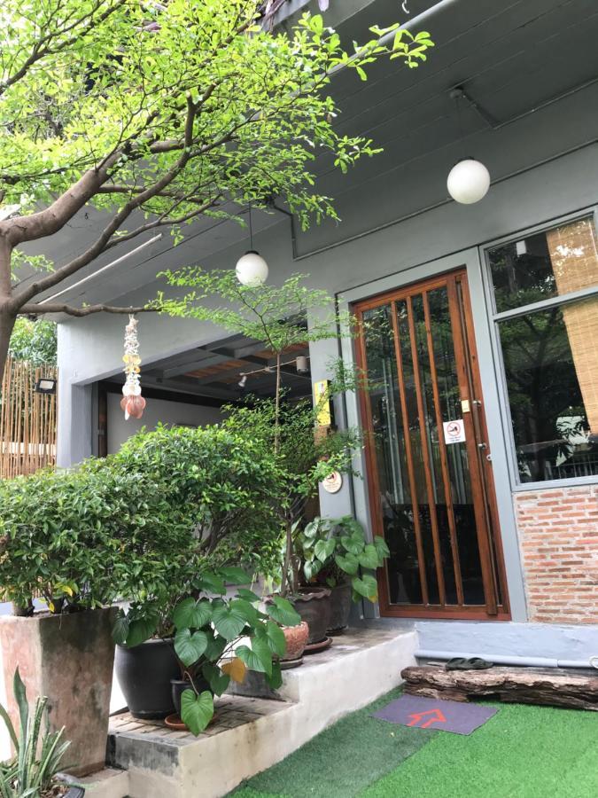 Nesuto Hostel Ramkamhaeng 52 Банкок Екстериор снимка