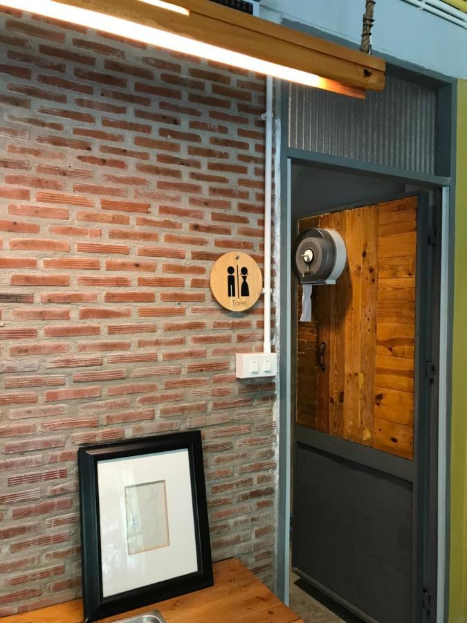 Nesuto Hostel Ramkamhaeng 52 Банкок Екстериор снимка