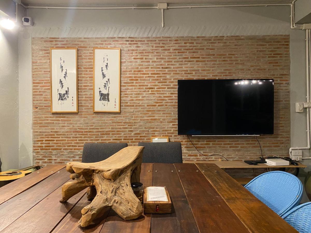 Nesuto Hostel Ramkamhaeng 52 Банкок Екстериор снимка